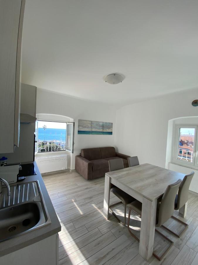 Casa Al Mare Διαμέρισμα Varazze Εξωτερικό φωτογραφία