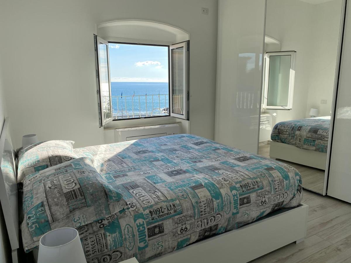 Casa Al Mare Διαμέρισμα Varazze Εξωτερικό φωτογραφία